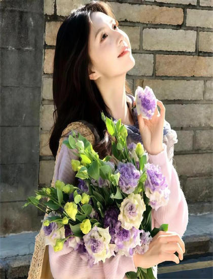 女子刷视频发现神似牺牲16年消防员弟弟-维和防暴队电影免费观看